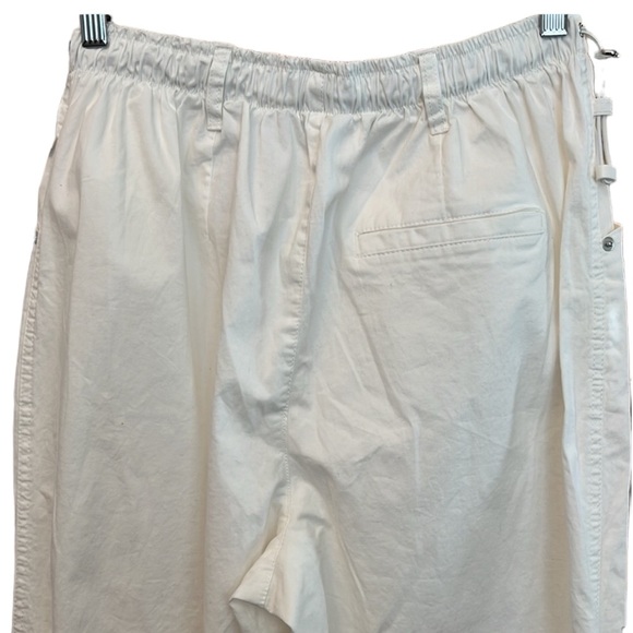 🏷️ NWT Forever 21 White Parachute 
Cargo Pants - Picture 7 of 12